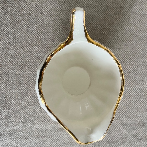 Sovereign Potters Hollyhock Serving Dishes - Picture 16 of 16